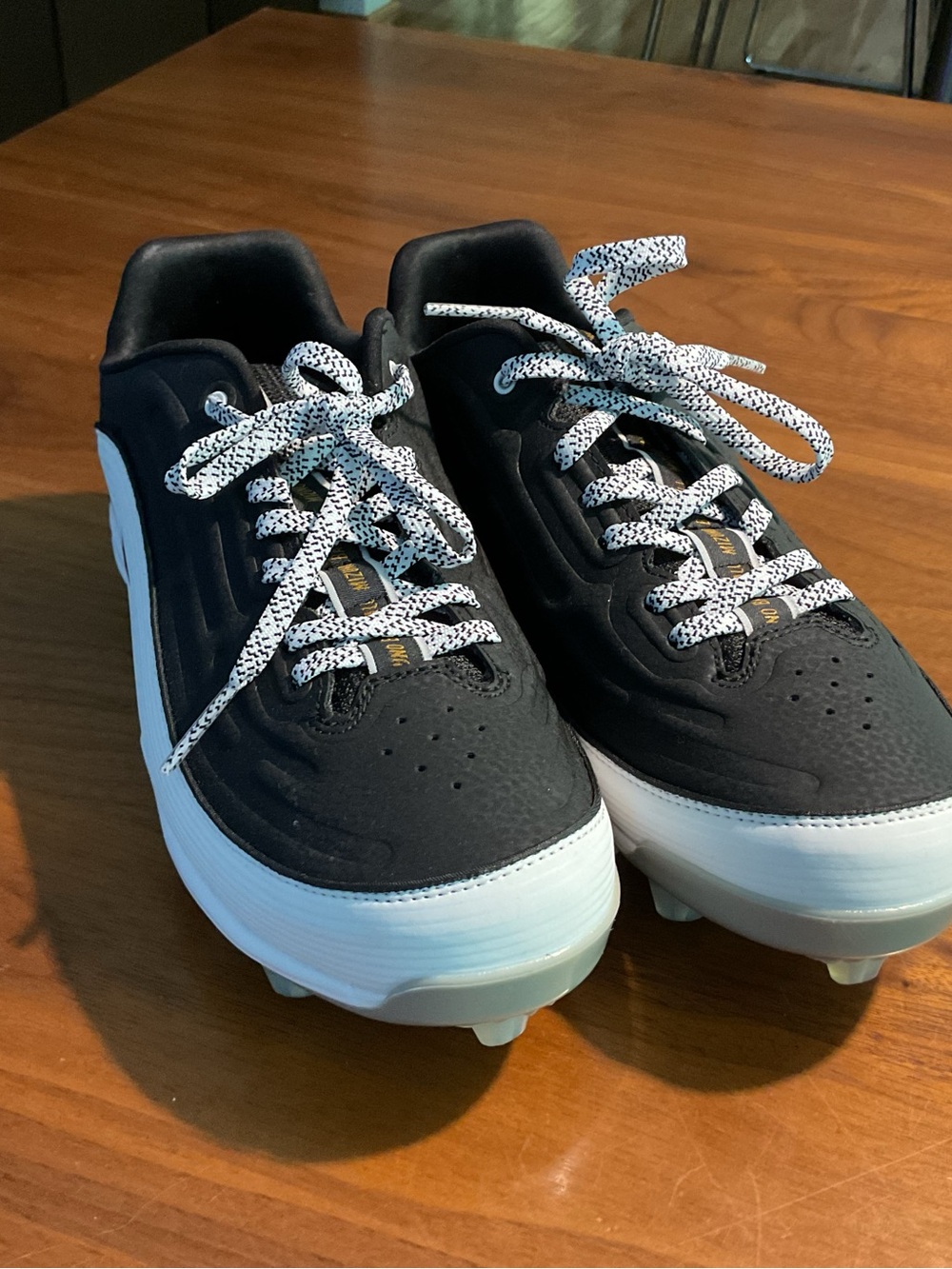 New Mizuno Ambition 3 Low TPU Baseball Cleats size 6